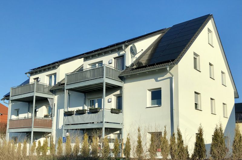 Ab 01.11.26 freie 3-Raum-Erdgeschosswohnung im Neubau mit Terrasse und Garten in ruhiger Lage